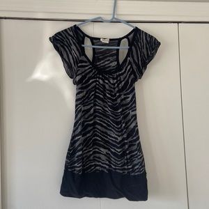Small Short Sleeve Zebra Print Top